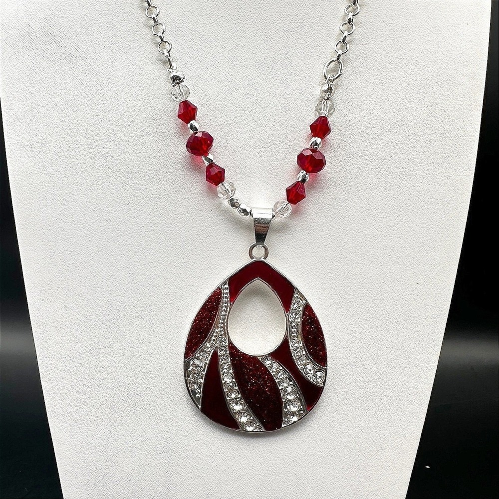 Vintage 90s Red Crystal Teardrop Pendant Necklace Silver Tone Beaded Chain Retro